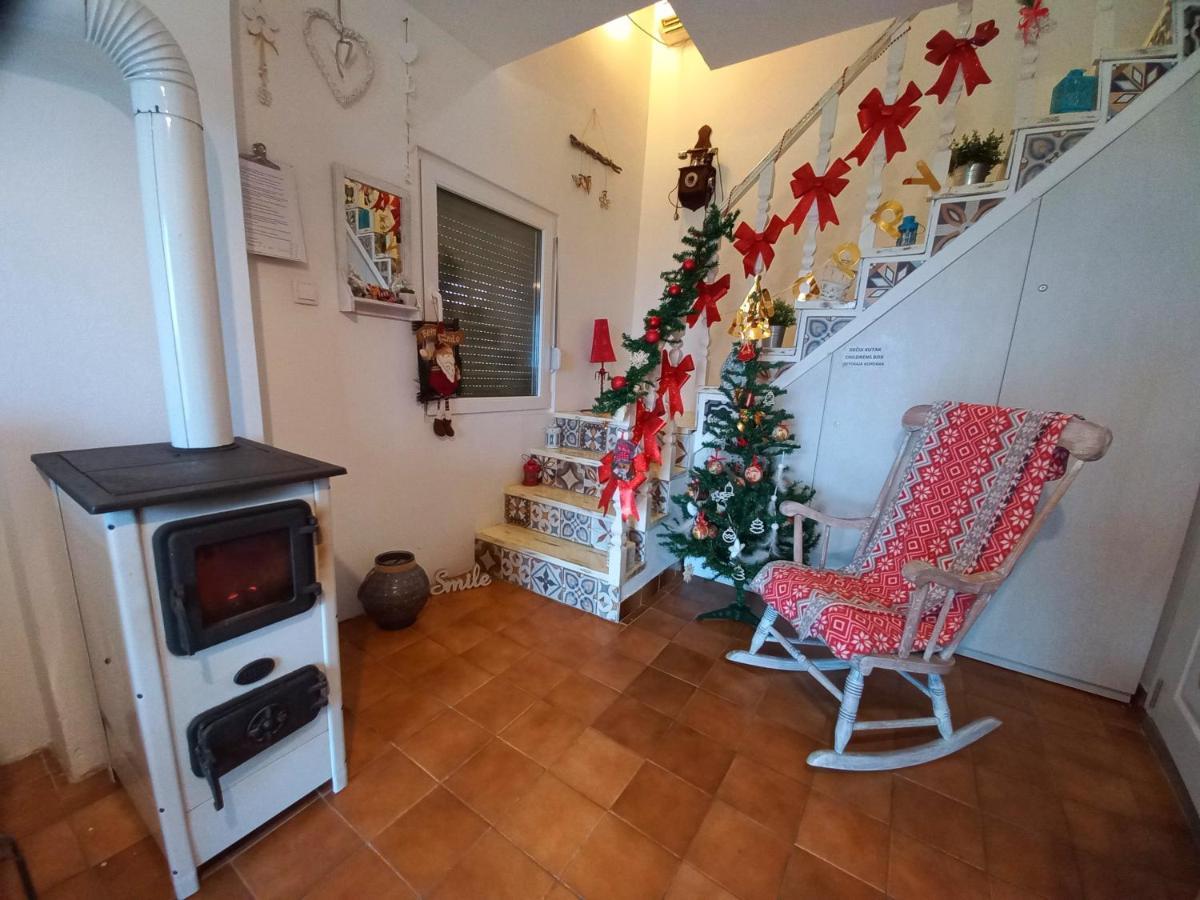 Honey Hill Apartment Fruska Gora Cerevic Exterior photo